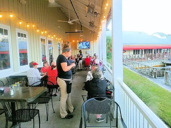 Quigley Pint and Plate